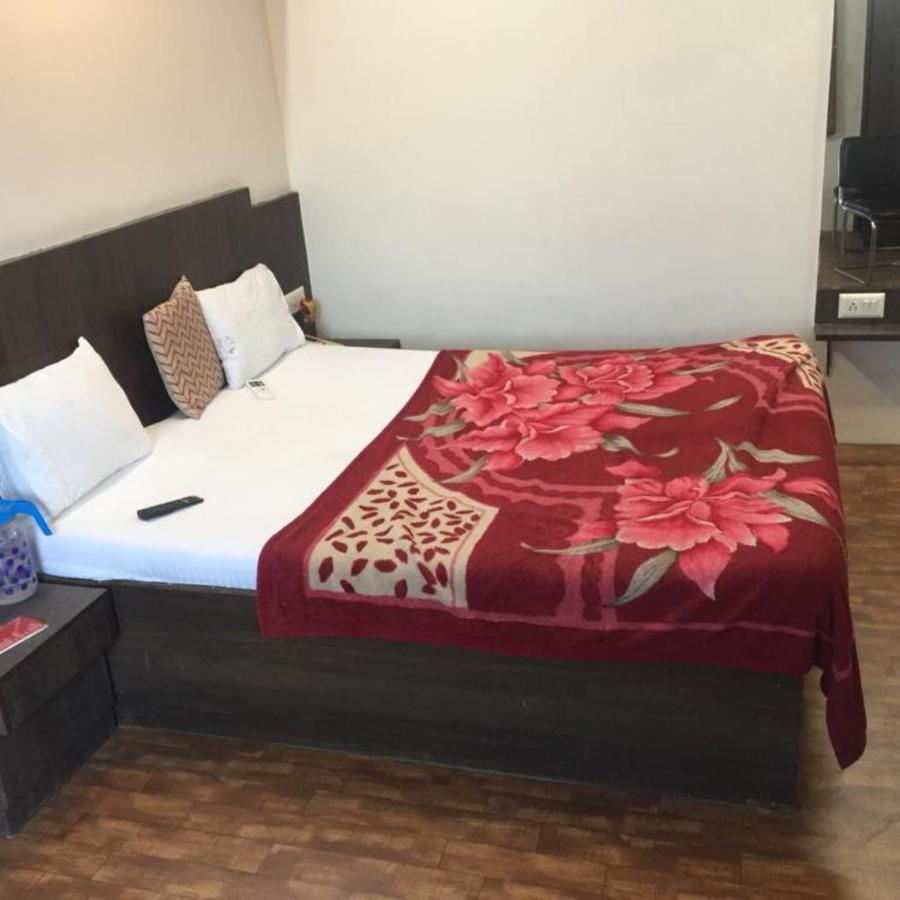 Hotel Long Stay Ahmedabad Eksteriør bilde
